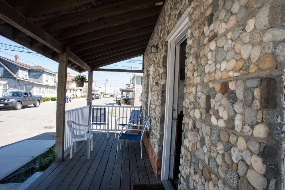Nautical Motel and Suites - photo 82