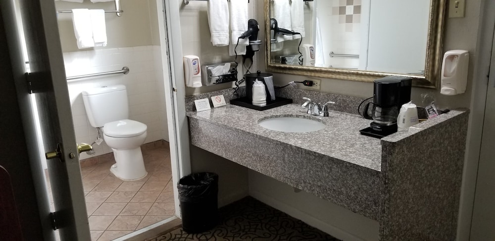 Days Inn & Suites by Wyndham Trinidad - photo 26