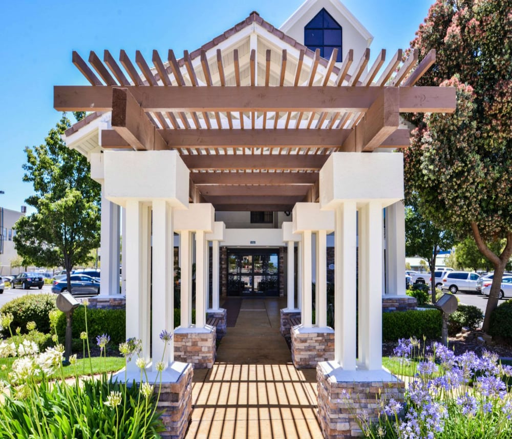 Hampton Inn & Suites San Francisco Burlingame Airport South - photo 52