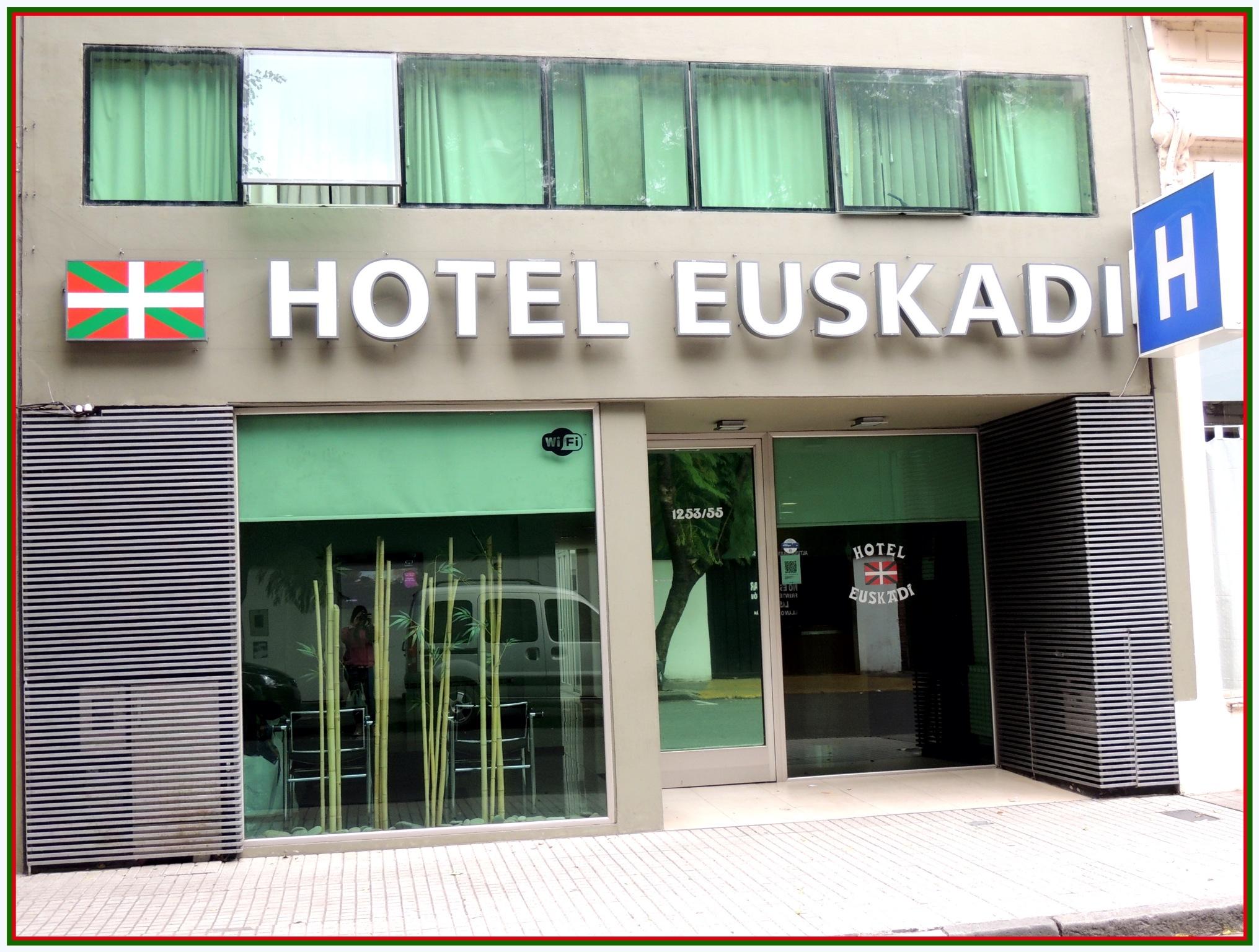 Hotel Euskadi in Rosario, Argentina
