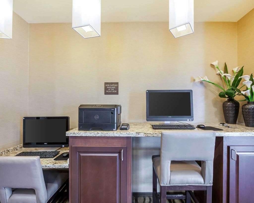 Comfort Suites Marietta Parkersburg - photo 19