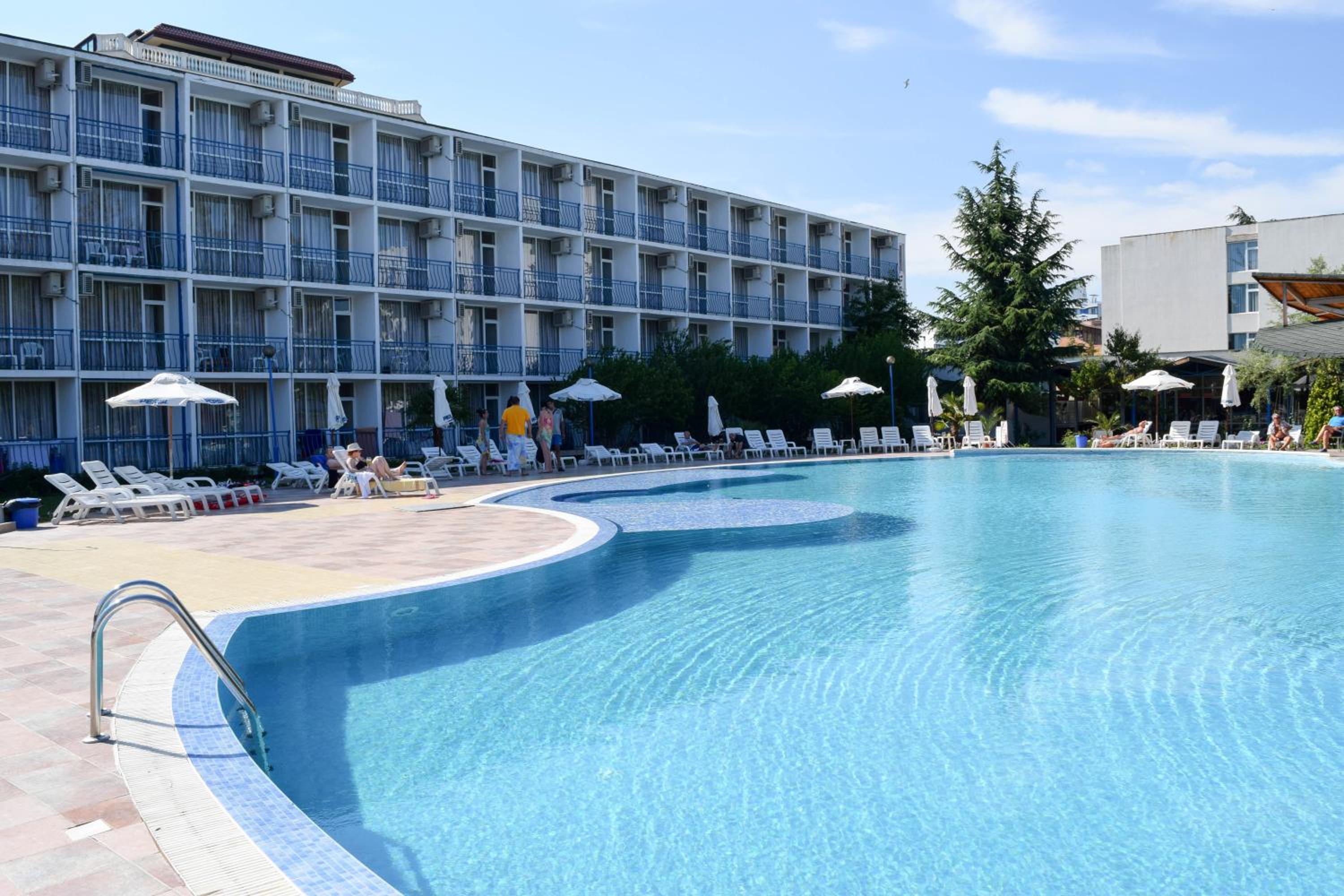 Balaton Hotel - carbon neutral hotel in Nesebar