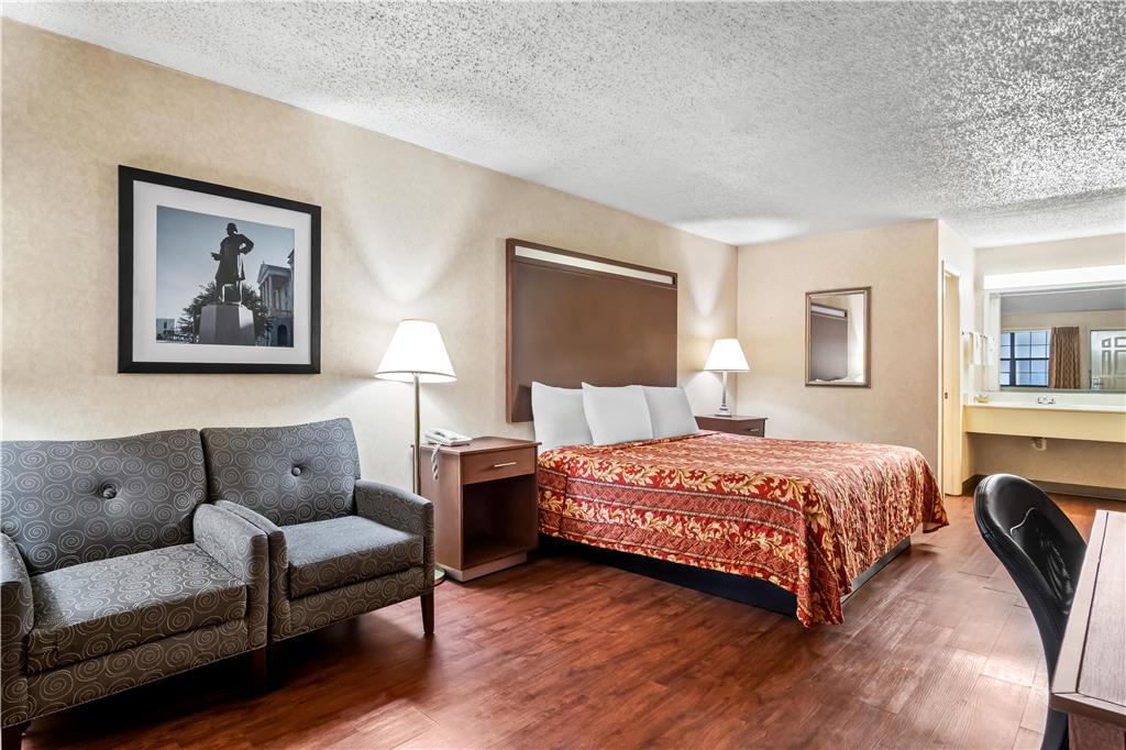 Americas Best Value Inn Midlothian Cedar Hill - photo 18