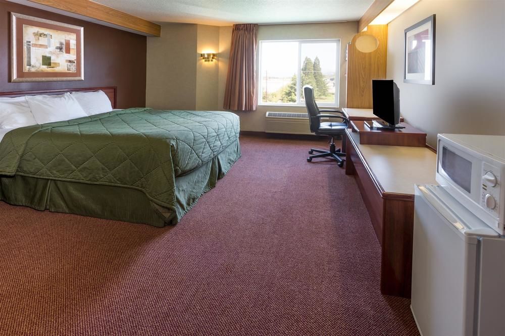 SureStay Plus Hotel by Best Western Portland East - photo 8