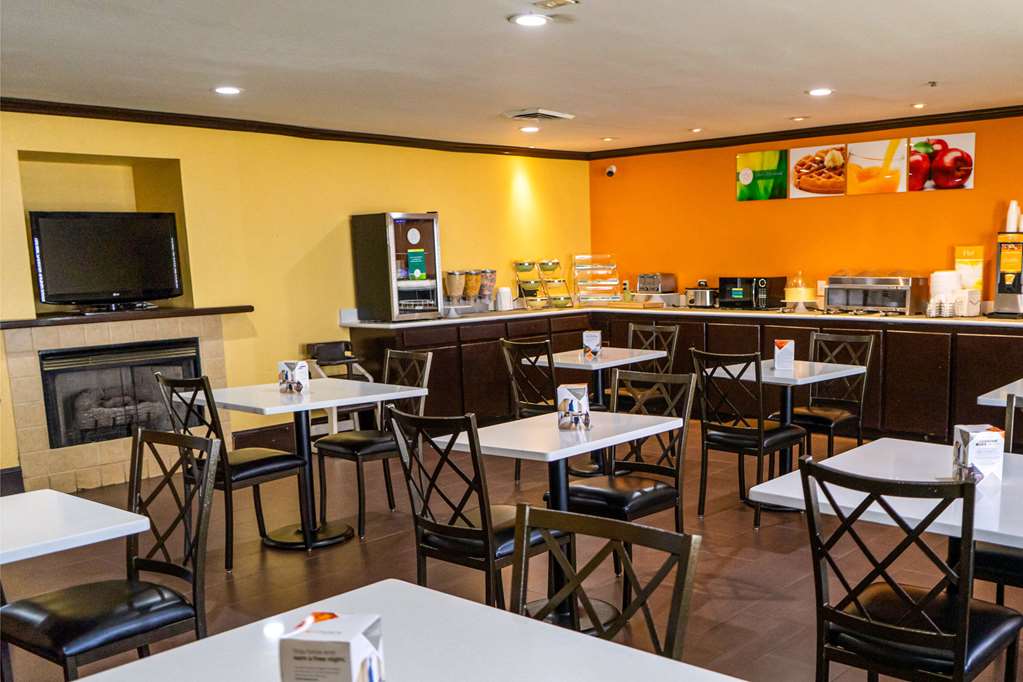 Quality Inn Whiteville North - photo 19
