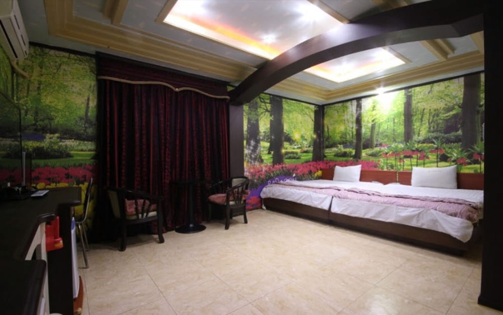 Paragon Motel - carbon neutral hotel in Changwon