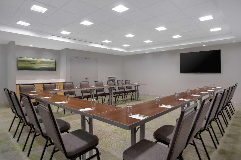 Home2 Suites by Hilton Omaha West NE - photo 21