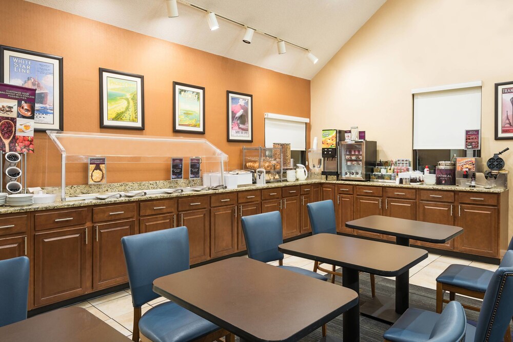Residence Inn by Marriott Hartford Windsor - photo 13