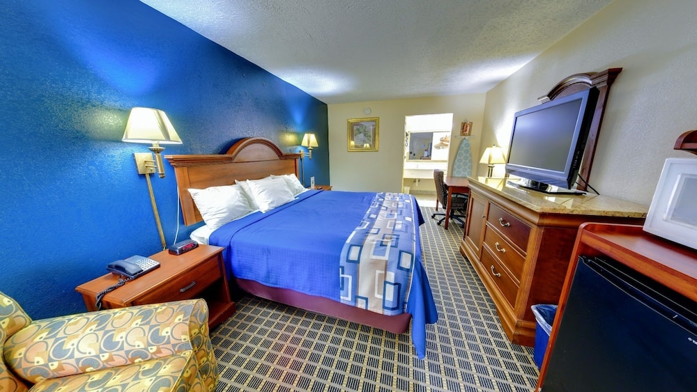 Dahlonega Mountain Inn - photo 9