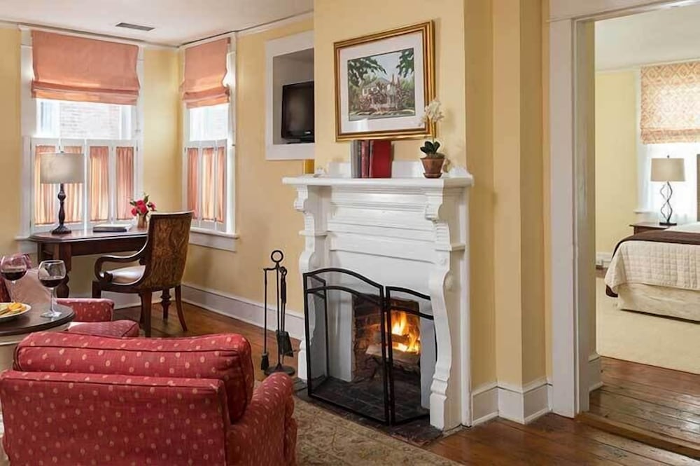 Inner Banks Inn - photo 57
