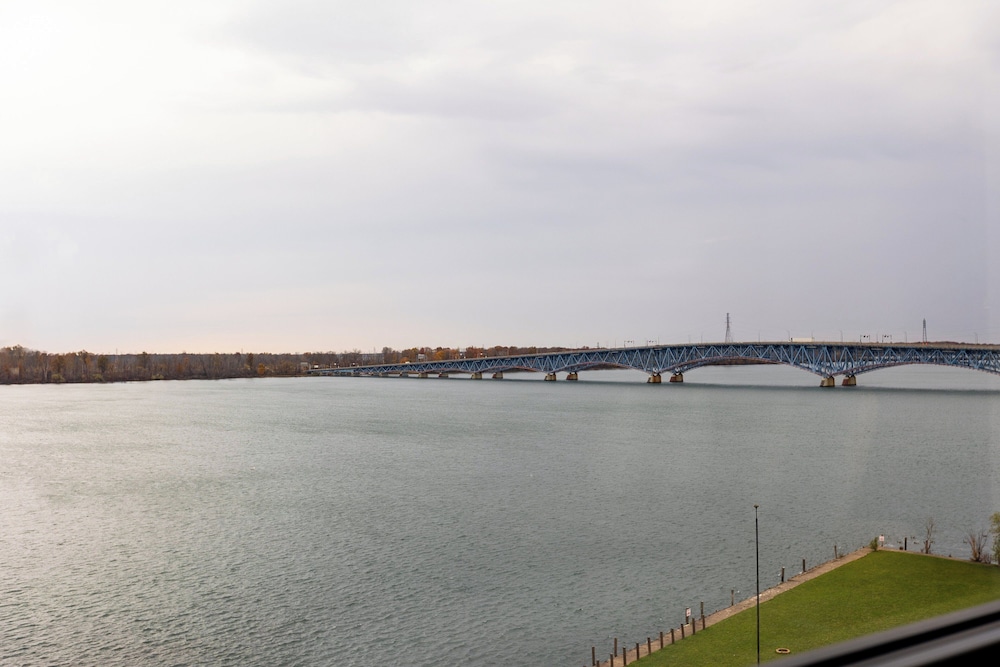 Crowne Plaza Niagara Falls NY Riverside by IHG - photo 30