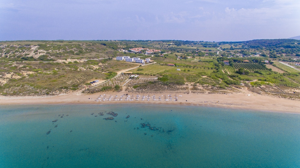 Sukha Inn Otel & Beach — hotel in Bozcaada