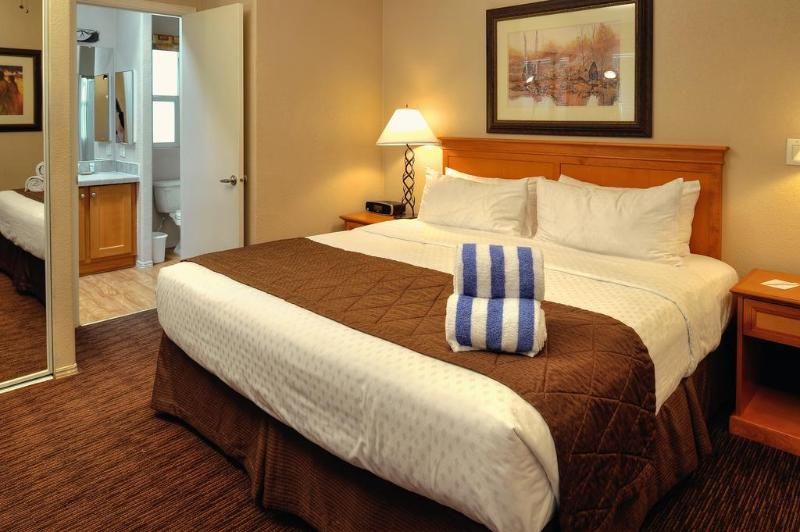 The Roundhouse Resort - photo 14