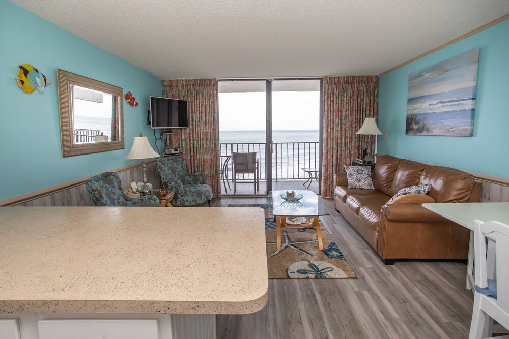 Royal Garden Resort 602 2 Bedroom Condo by RedAwning - photo 10