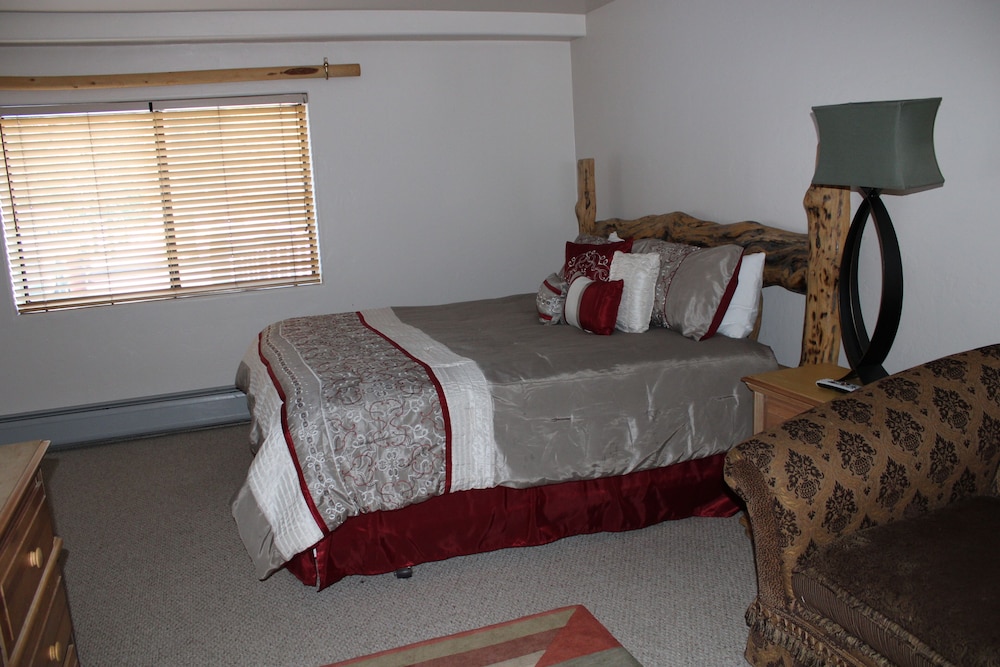 Edelweiss Resort and Restaurant - photo 8