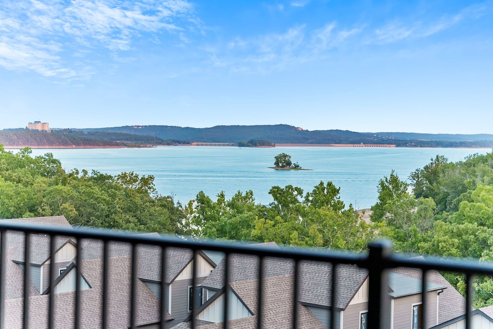 Table Rock Resorts at Indian Point - photo 802