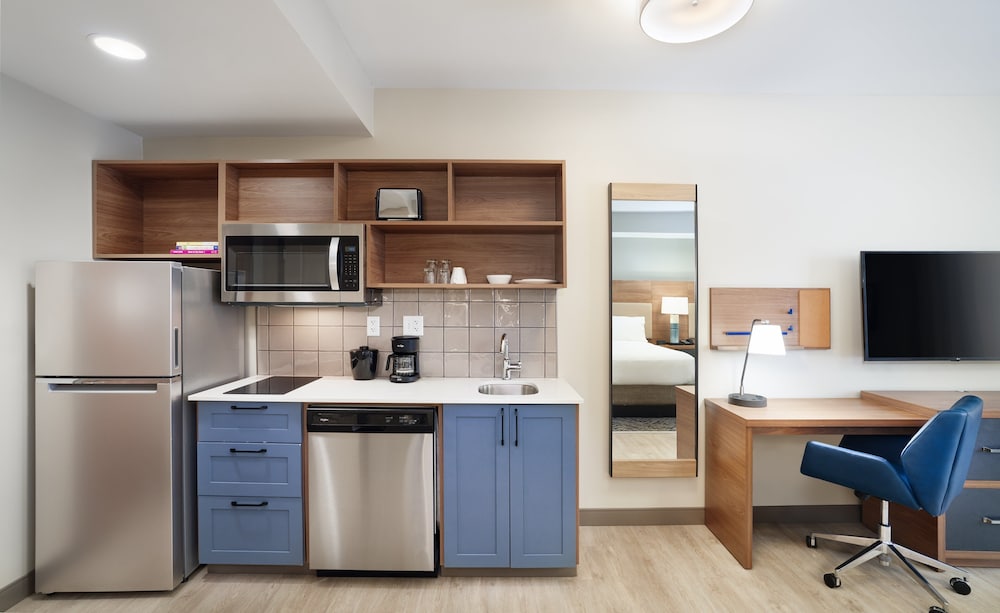 Candlewood Suites Asheville Downtown by IHG - photo 23