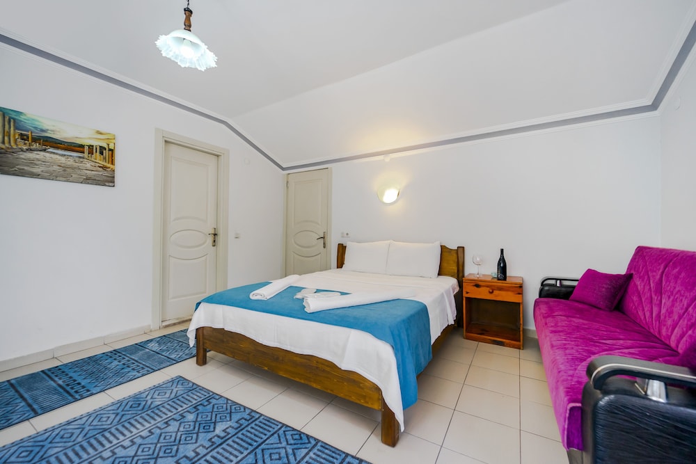 Flower Pension Hotel — Kas — photo 4