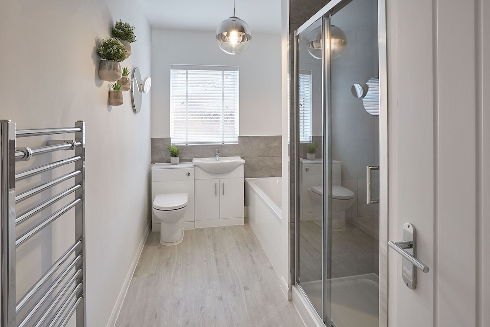Host Stay Endeavour I