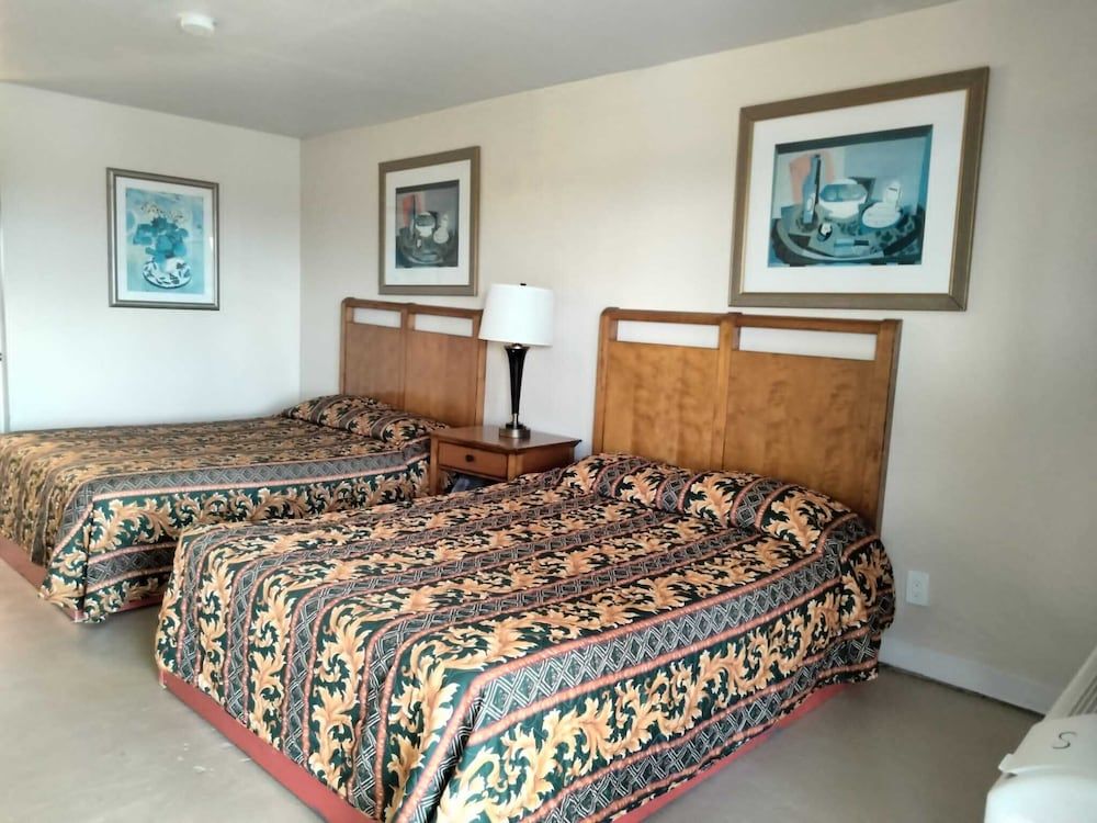 Pharr Executive Inn - photo 8
