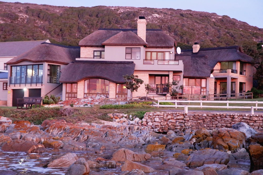 Little Rock Guest House — 4-Star Luxury Hotel in Cape Town, South Africa