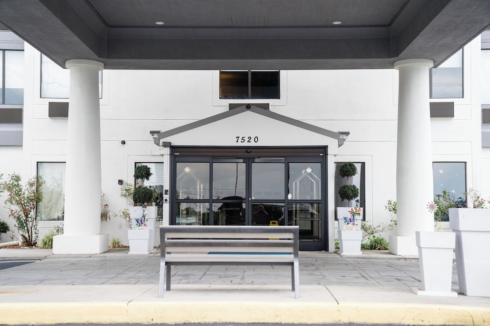 Holiday Inn Express & Suites Knoxville North I 75 Exit 112 by IHG - photo 60