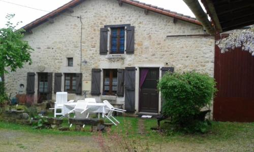 Chez l'antoinette - carbon neutral hotel in Unknown City