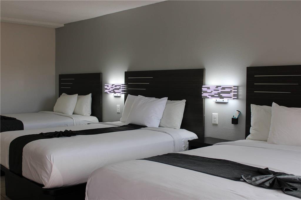 Rodeway Inn Yuma Downtown - photo 14