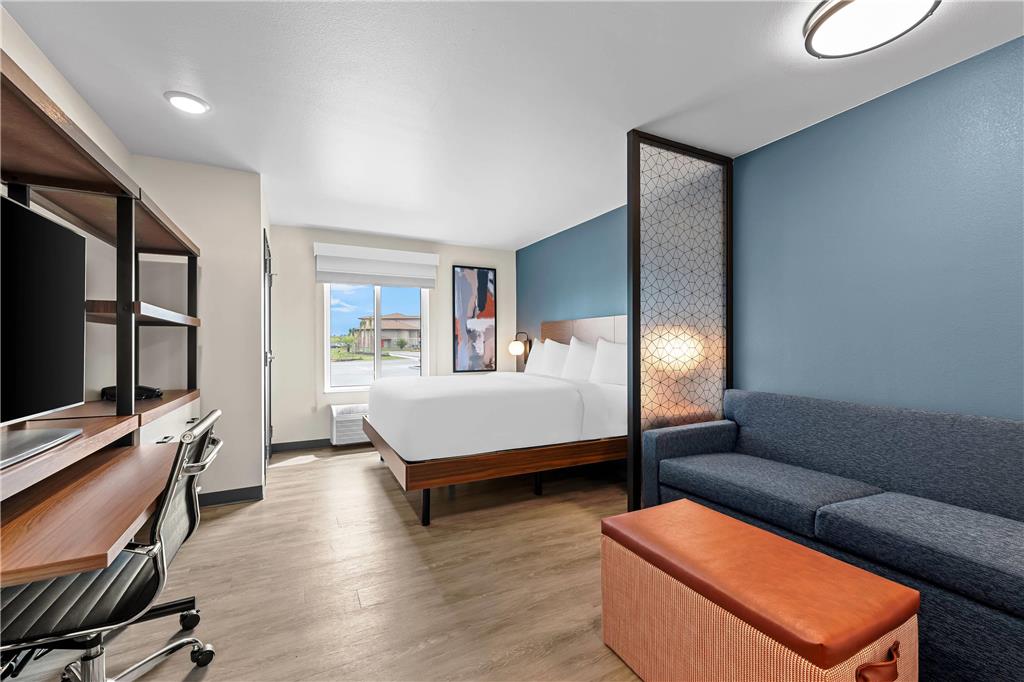 Everhome Suites Brownsville — Brownsville