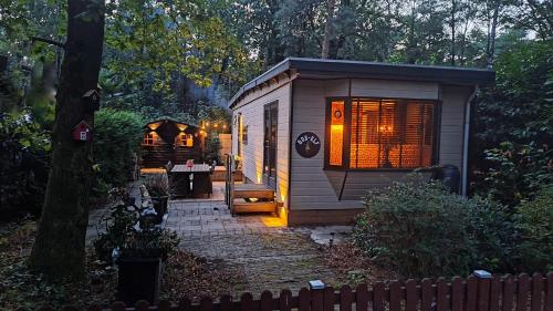 Boself 4pers met hottub — hotel in Diessen