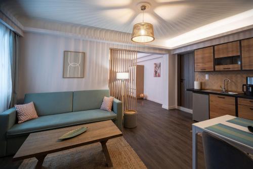 Niki Athens Suites Cosy Suite in Monastiraki Historical Centre — 4-Star Luxury Hotel in Athens, Greece