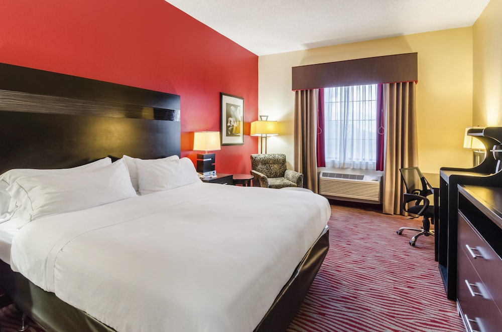 Holiday Inn Express & Suites Vinita by IHG - photo 7