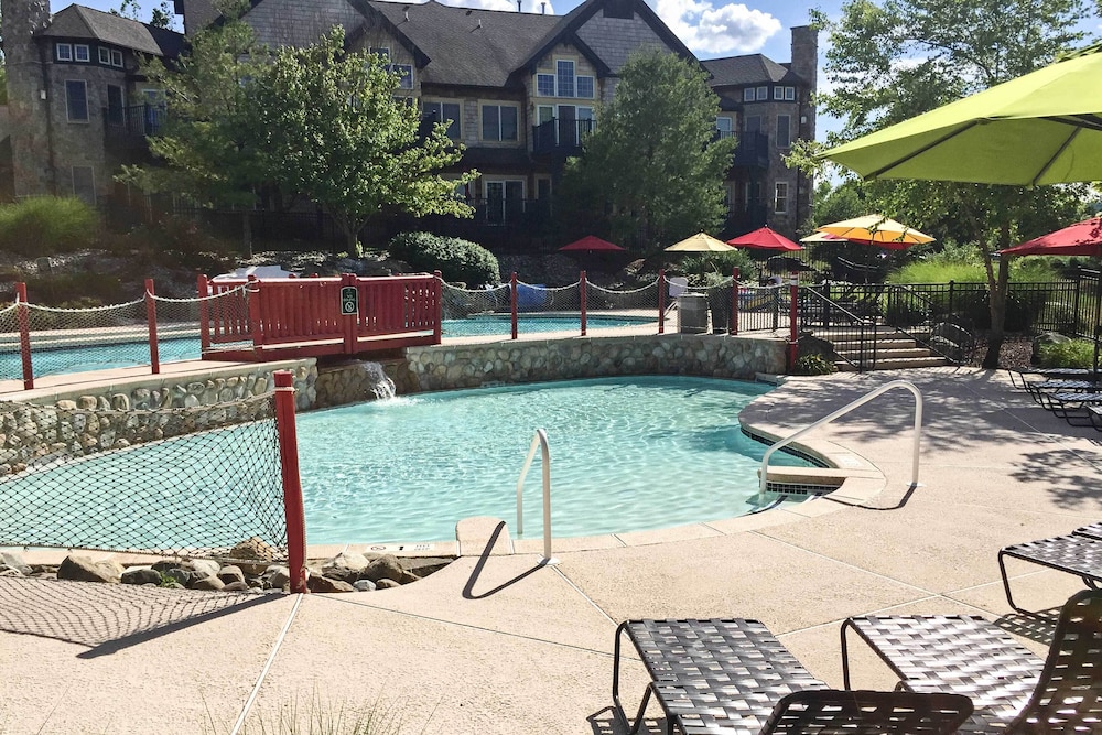 Spacious Condo w View 1 Mi to Mtn Creek Resort - photo 22