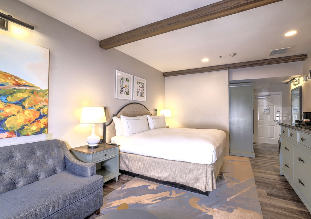 The Lodge at Healdsburg tapestry Collection by Hilton - photo 21