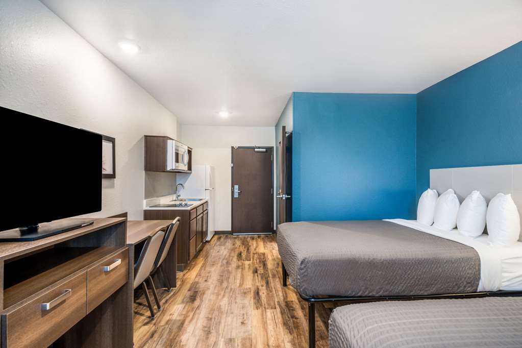 WoodSpring Suites Bradenton - photo 19