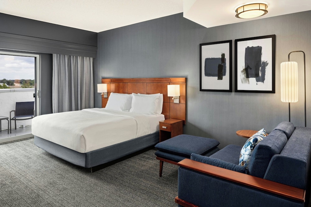 Courtyard by Marriott Minneapolis Maple Grove Arbor Lakes - photo 12