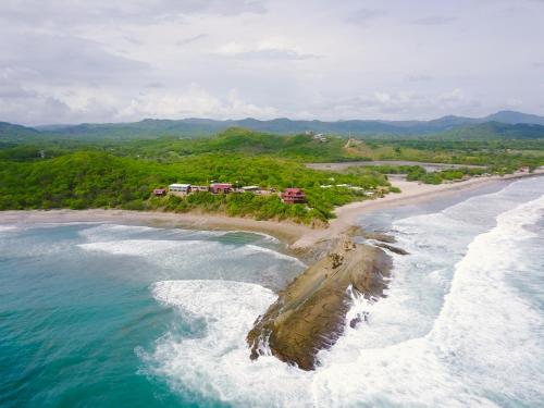Magnific Rock Surf Resort & Yoga Retreat Nicaragua Hostel in Tola, Nicaragua