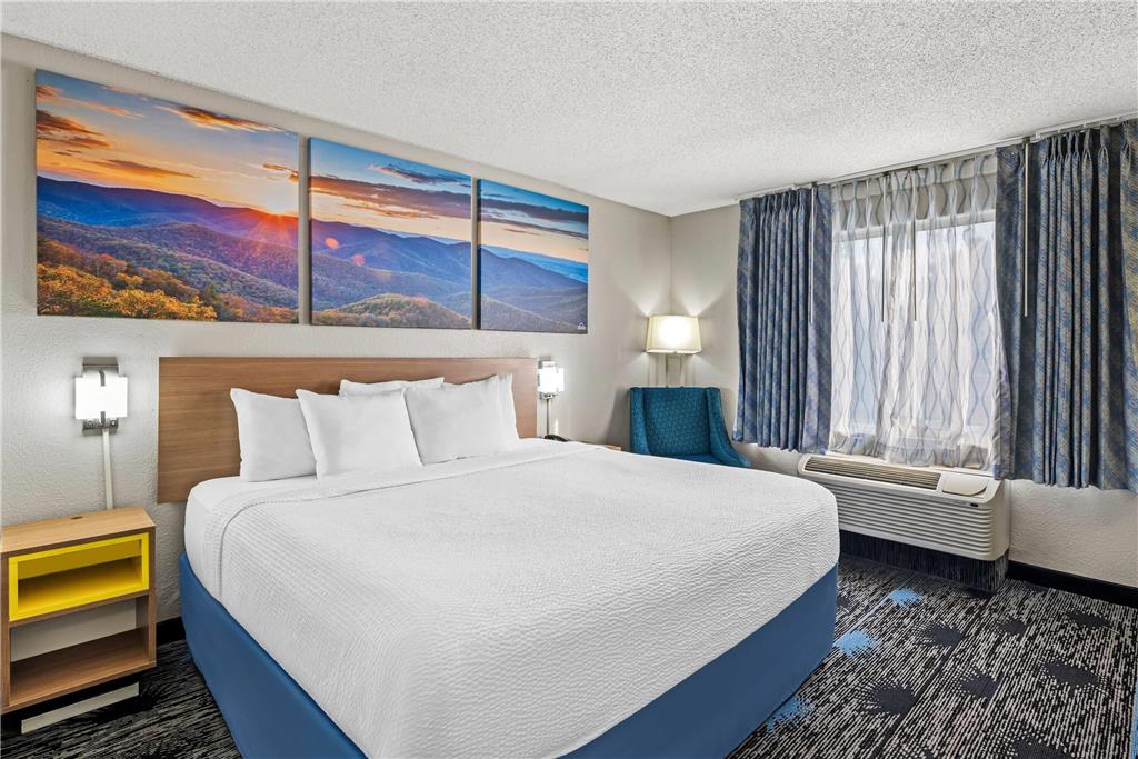 Days Inn by Wyndham Chattanooga Hamilton Place - photo 26