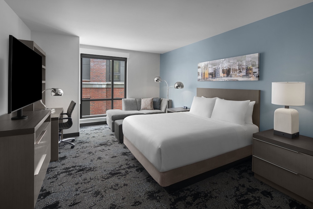 Hyatt House Raleigh Downtown Seaboard Station - photo 9