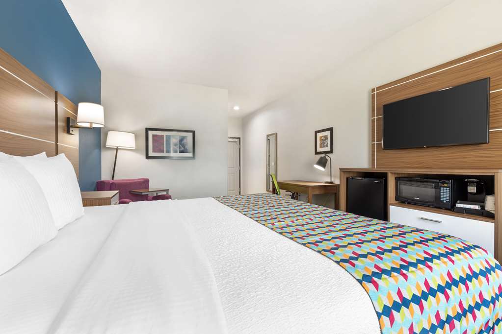 Best Western Plus Medical Center - photo 28