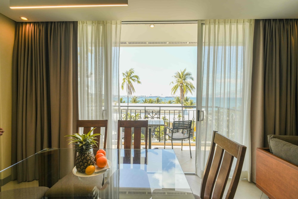 Court Meridian Hotel and Suites in Olongapo, Philippines