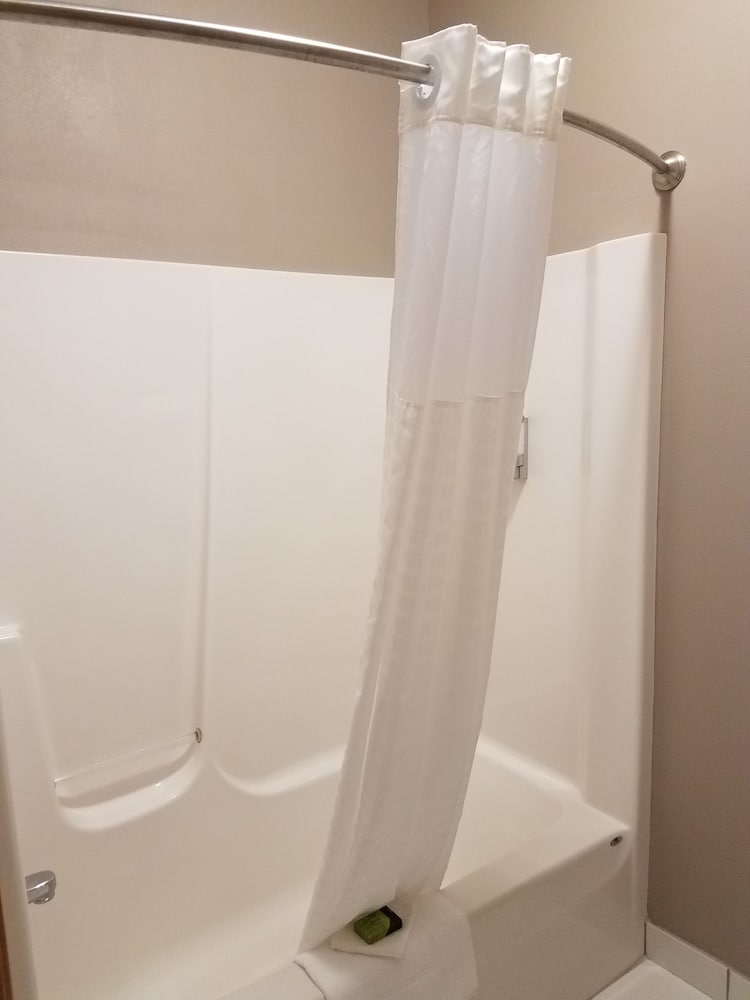 Okoboji Inn & Suites - photo 28