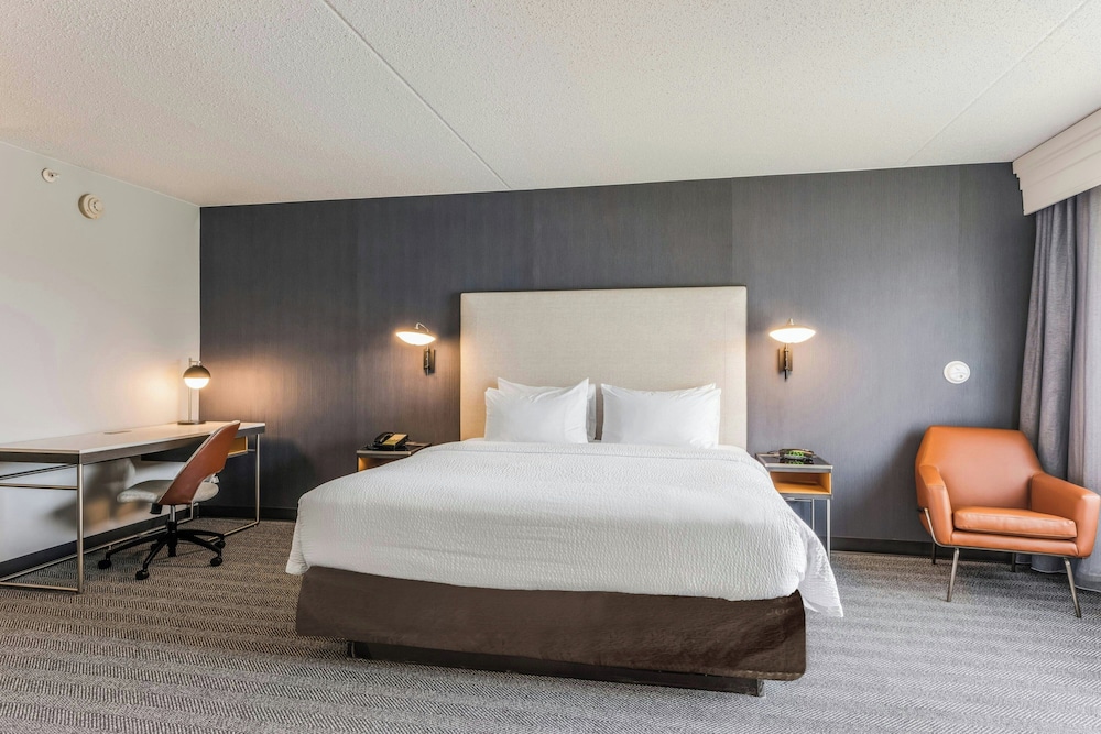 Courtyard by Marriott Rockaway Mount Arlington - photo 12