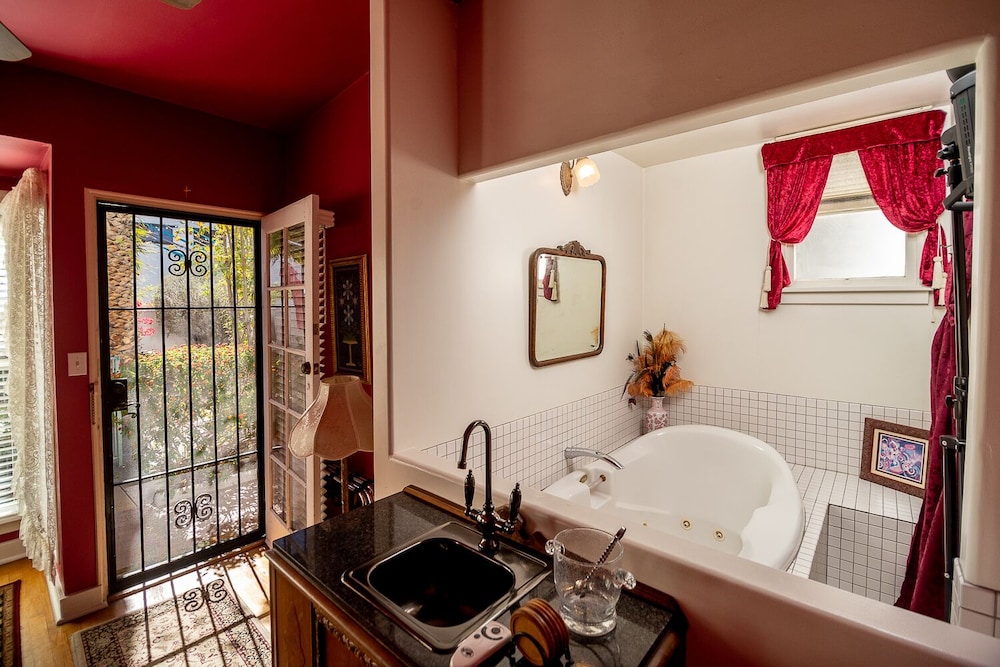 The Blenman House Inn - photo 29