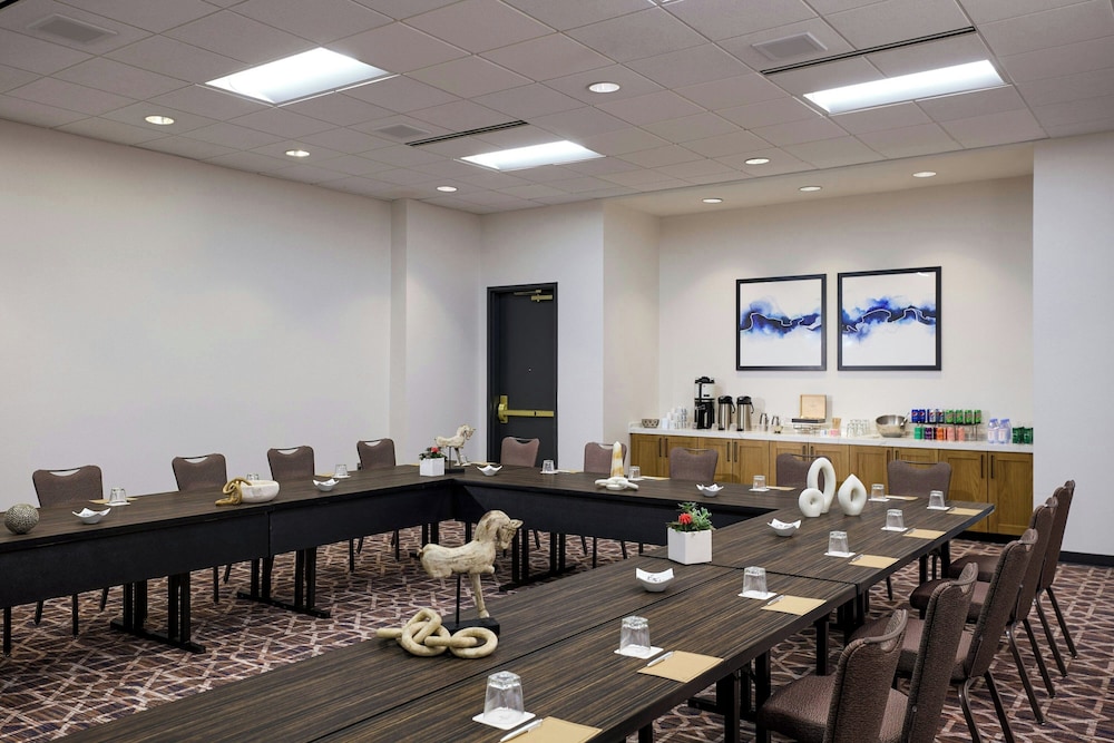 Renaissance Austin Hotel - photo 124