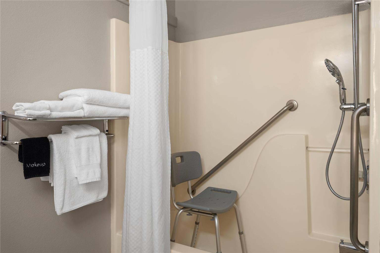 Super 8 by Wyndham Lewistown - photo 20