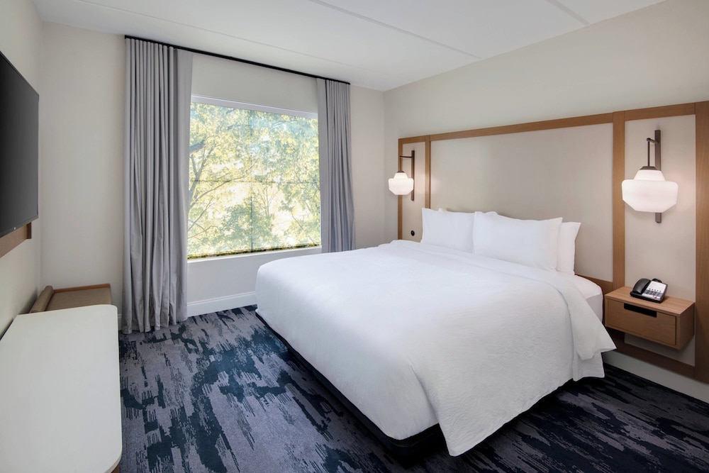 Fairfield Inn & Suites by Marriott Columbia Downtown - photo 11