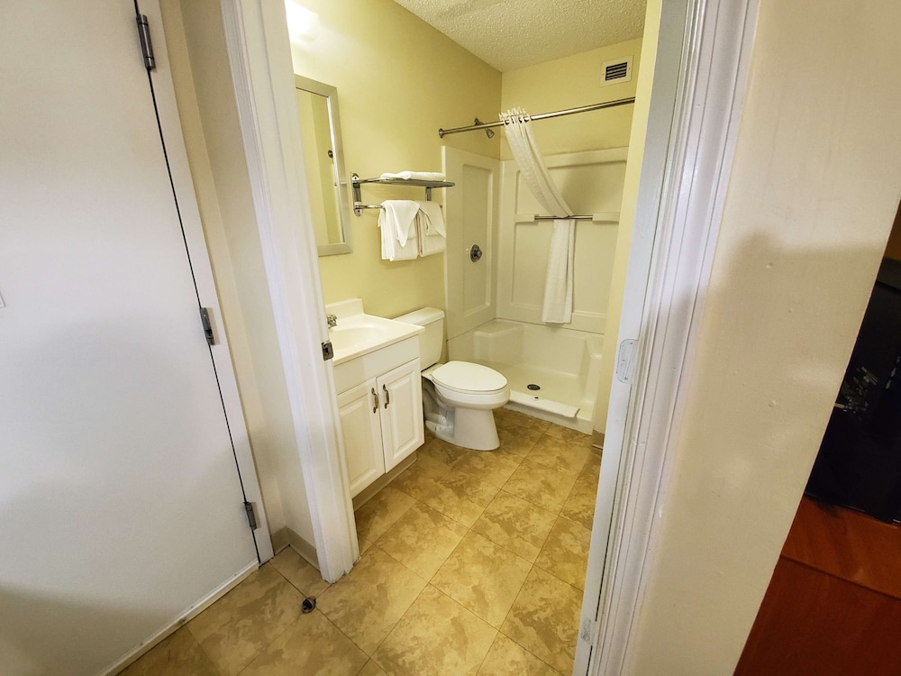 Studio 6 Extended Stay Richmond VA I 64 West - photo 23
