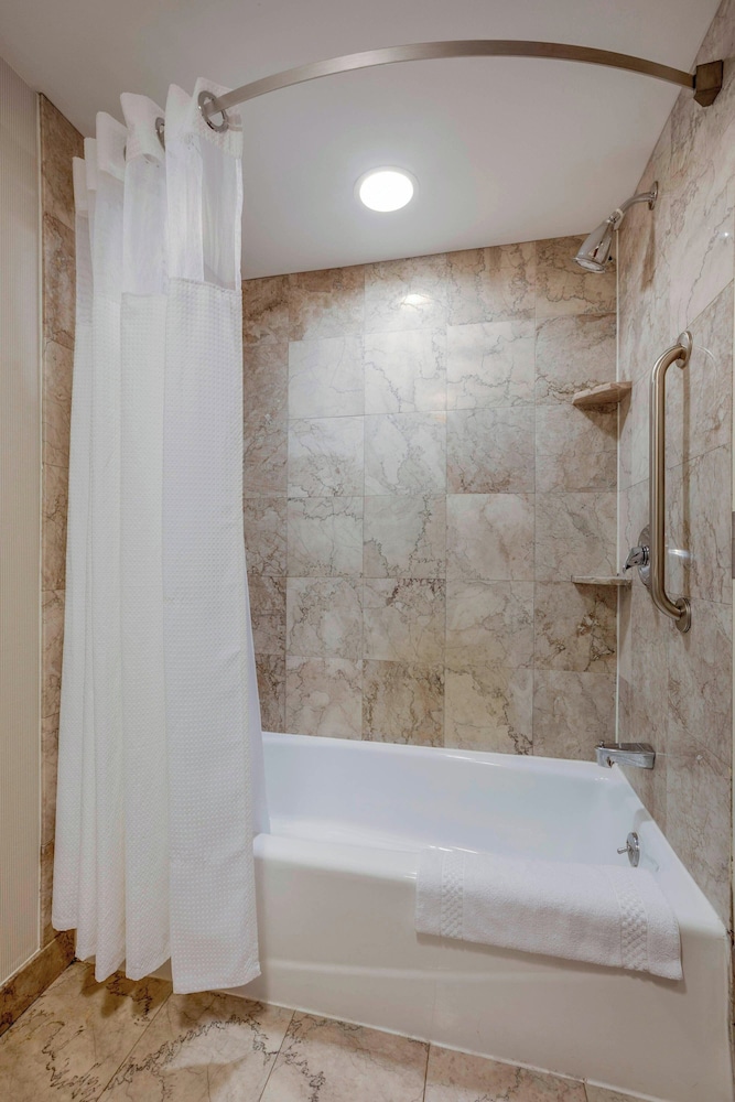 Courtyard by Marriott Cranbury South Brunswick - photo 23