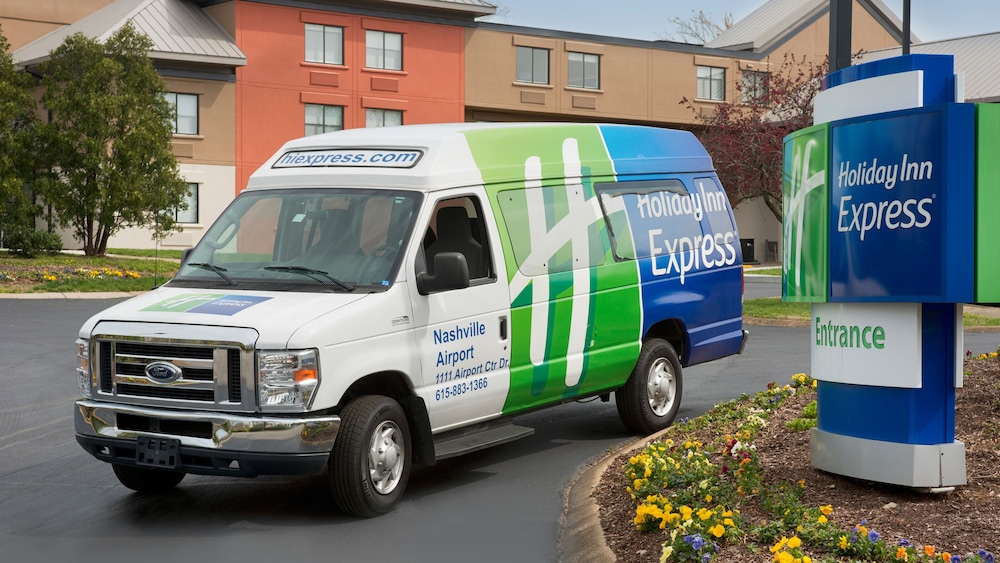 Holiday Inn Express Nashville Airport - photo 32